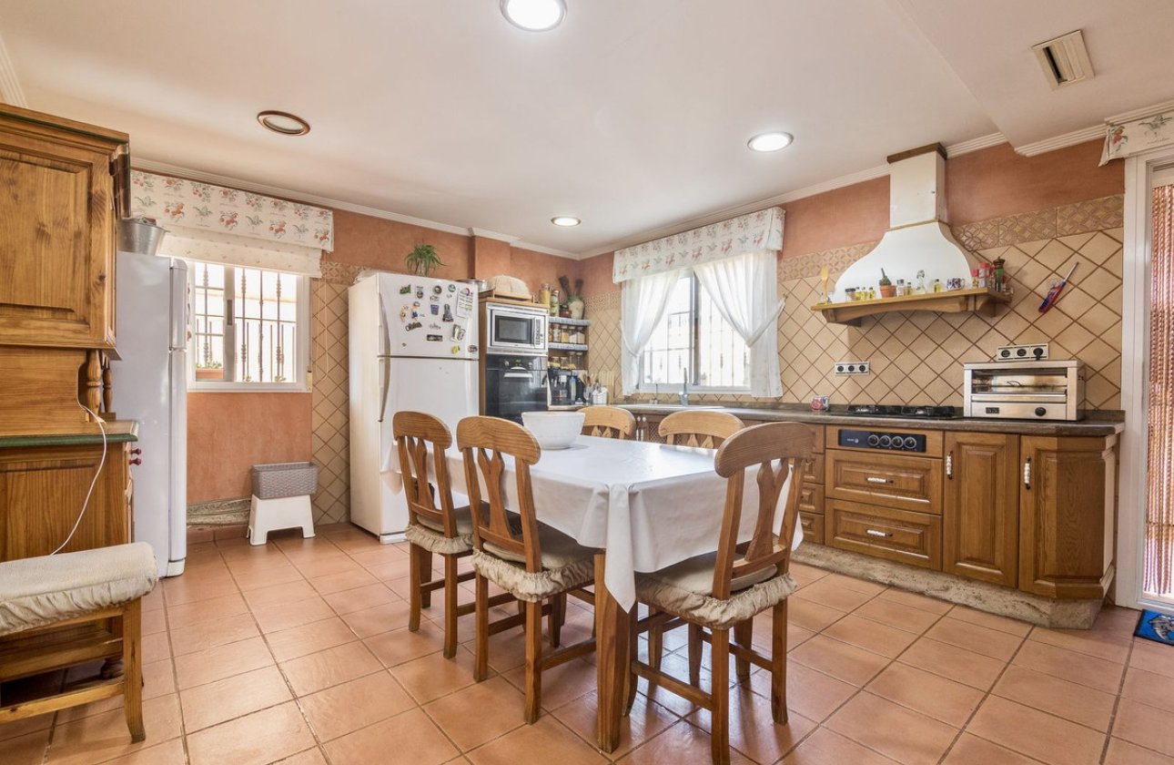 Resale - Villa -
Almoradí - Almoradi Centro