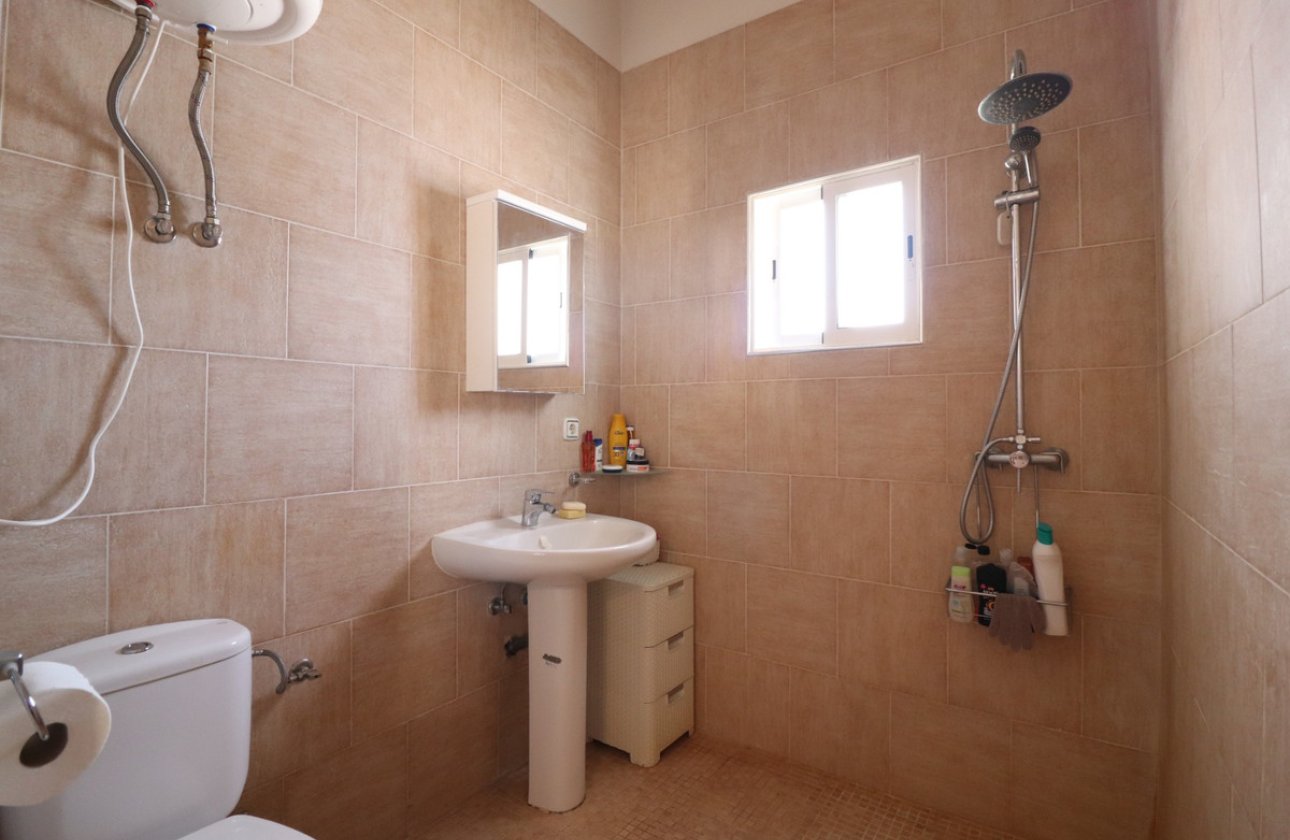 Resale - Villa -
Almoradí - Heredades