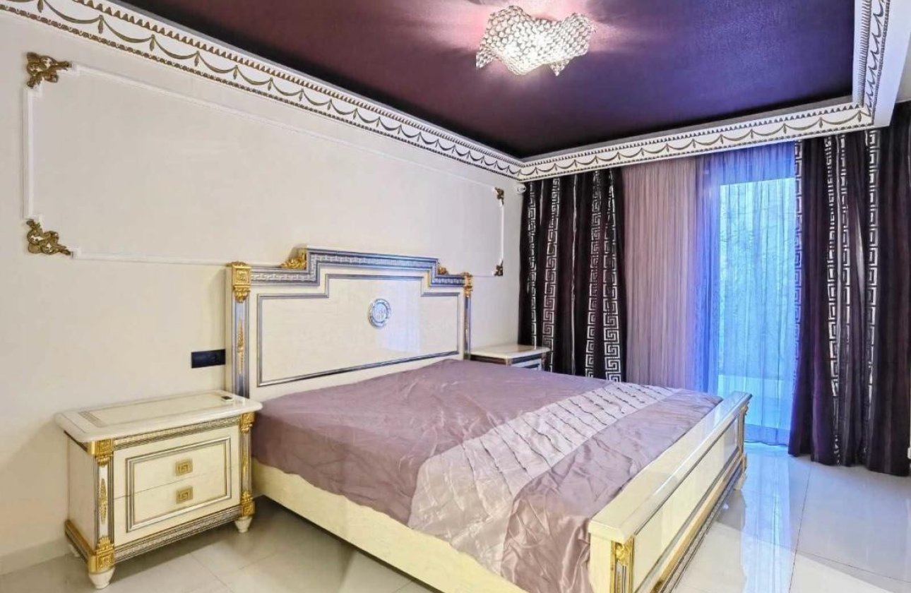 Resale - Villa -
Altea - Altea Centro