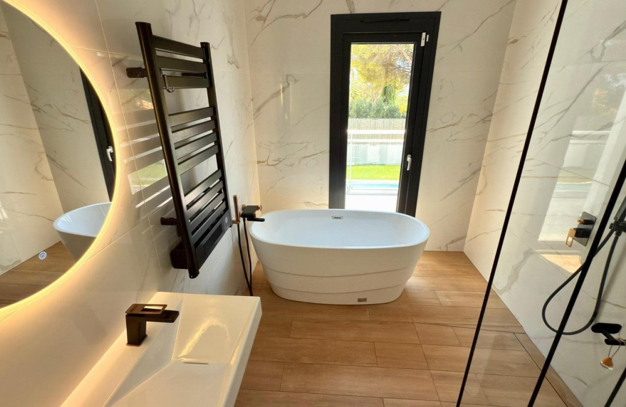 Resale - Villa -
Altea - Altea Centro