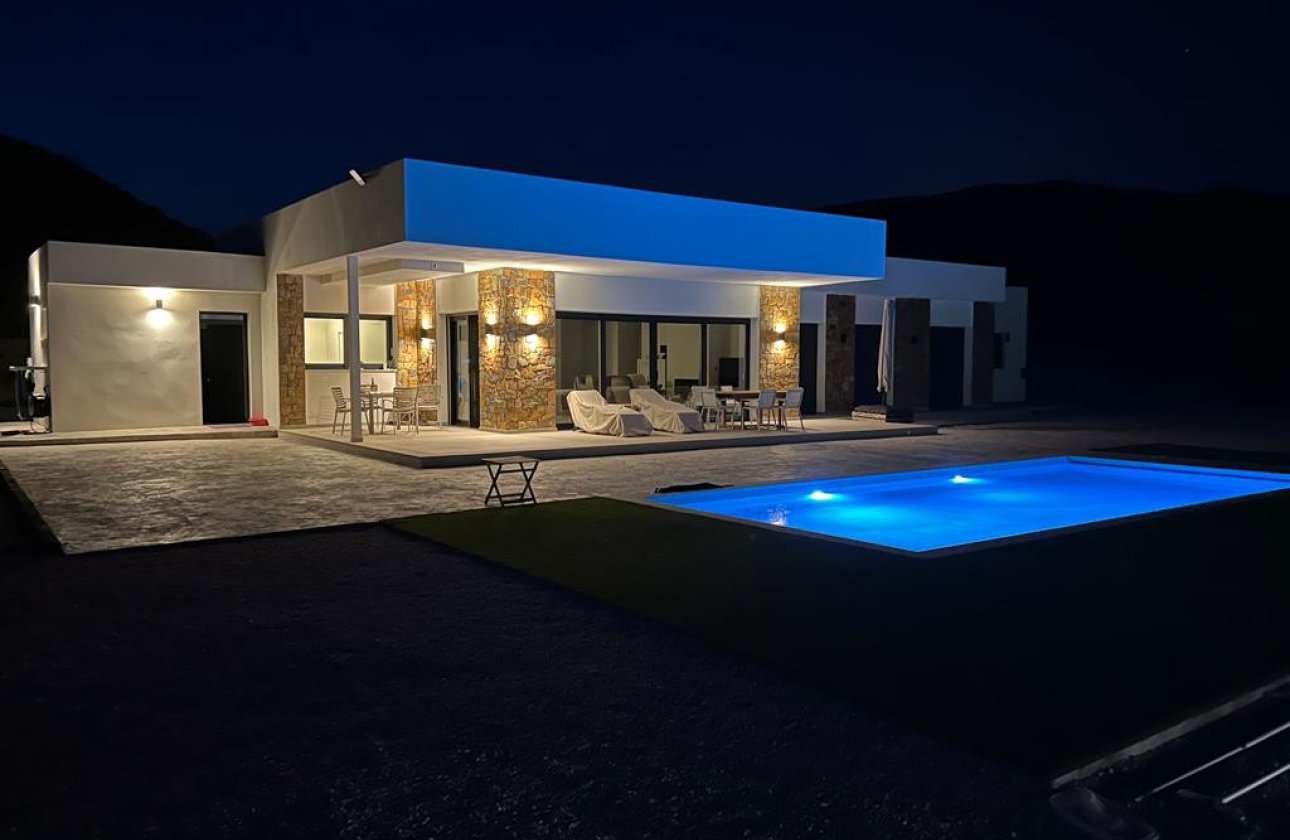 Resale - Villa -
Aspe - Aspe Centro