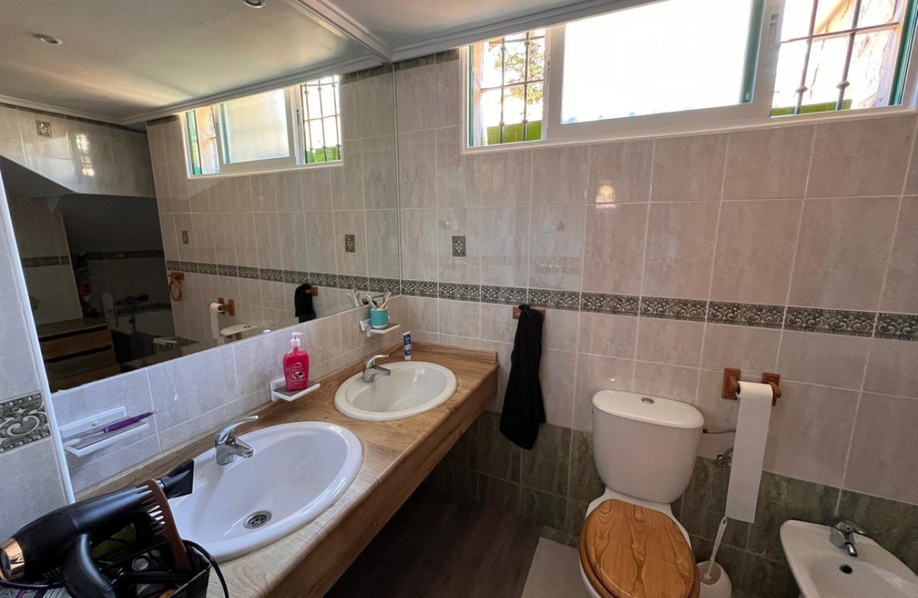 Resale - Villa -
Benidorm - Benidorm Centro