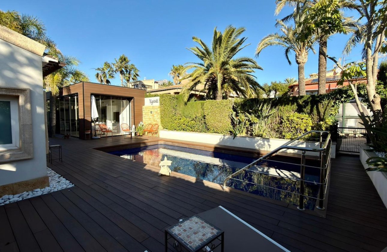 Resale - Villa -
Benidorm - Benidorm Centro