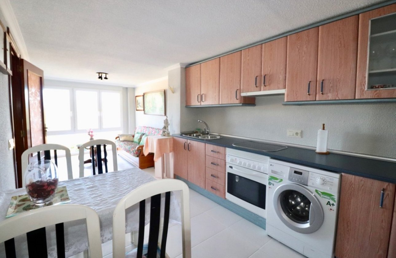 Resale - Villa -
Benidorm - Benidorm Centro