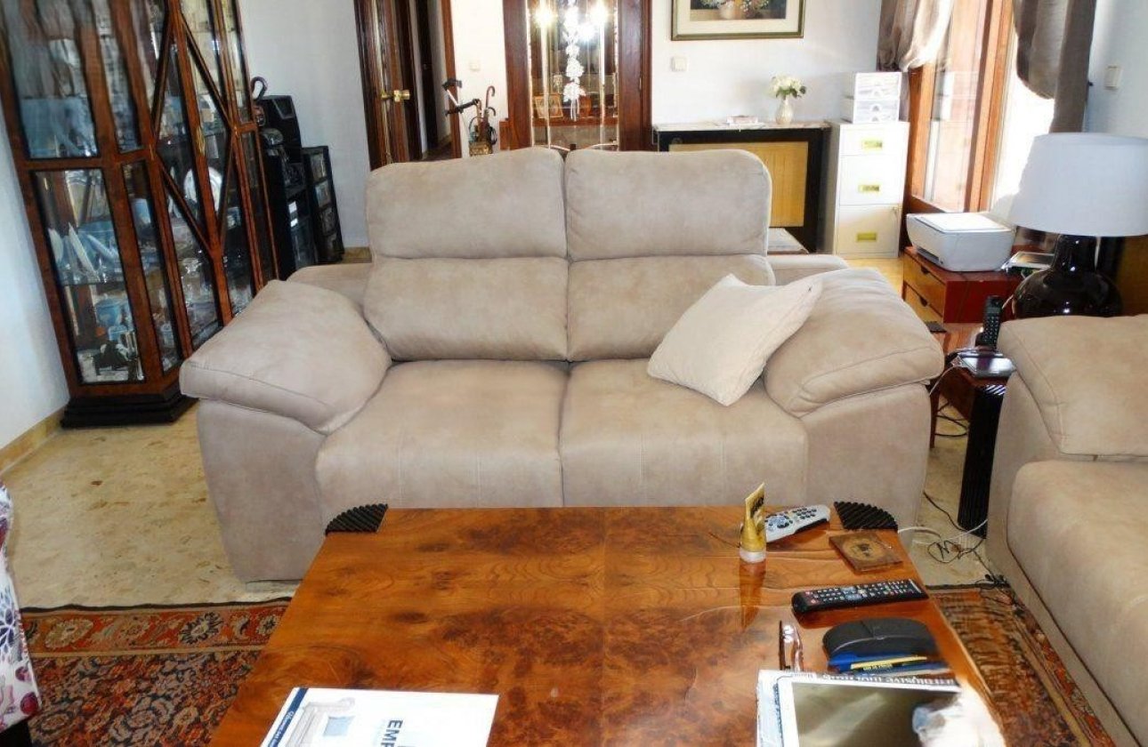 Resale - Villa -
Benidorm - Benidorm Centro