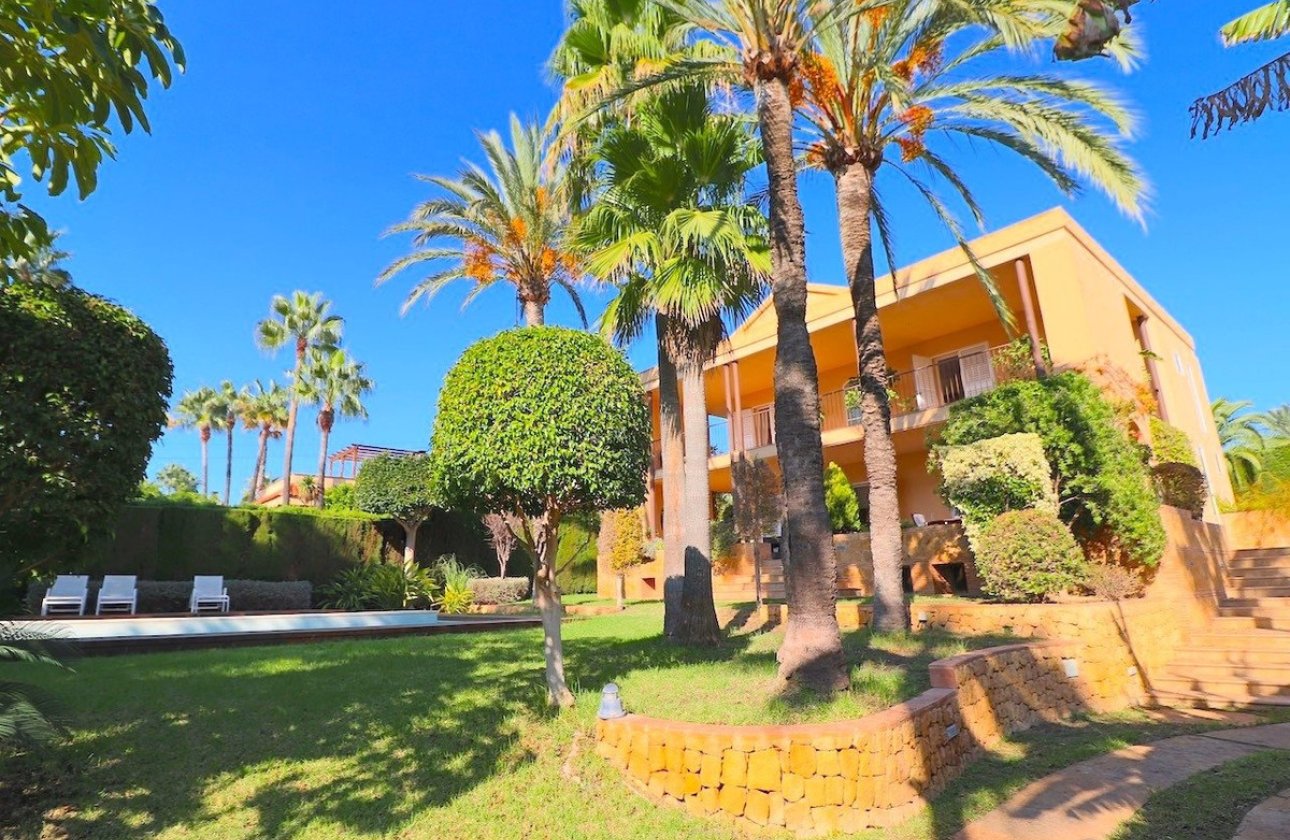 Resale - Villa -
Benidorm - Benidorm Centro