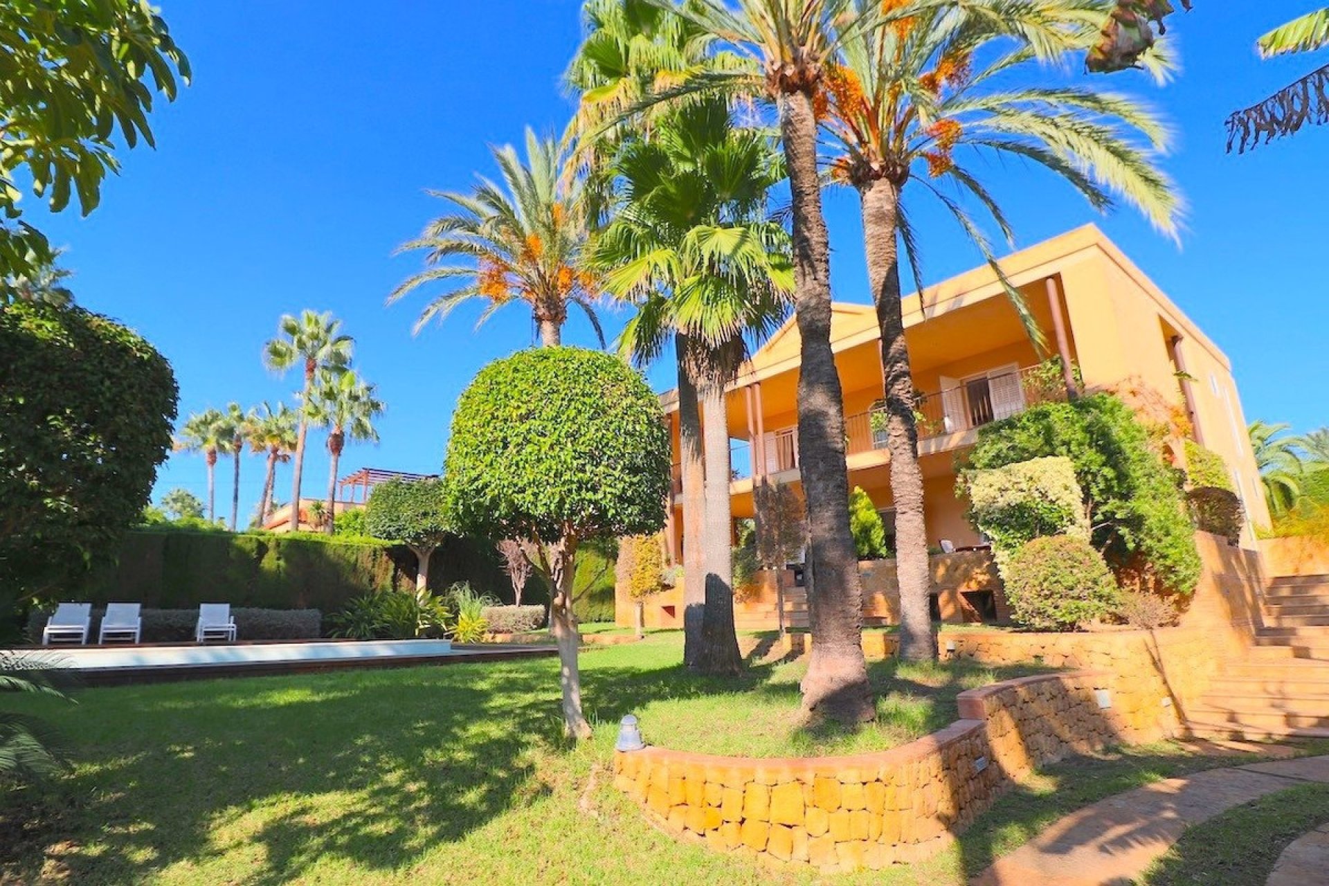 Resale - Villa -
Benidorm - Benidorm Centro