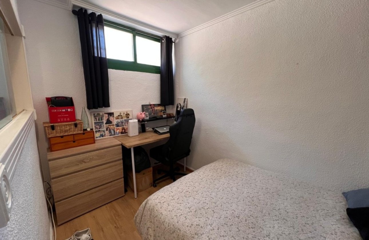 Resale - Villa -
Benidorm - Benidorm Centro