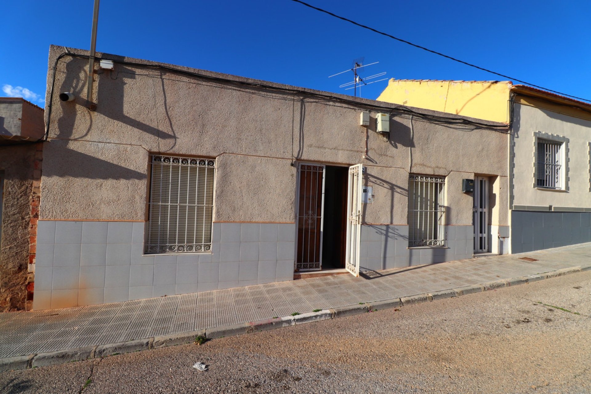 Resale - Villa -
Benijofar