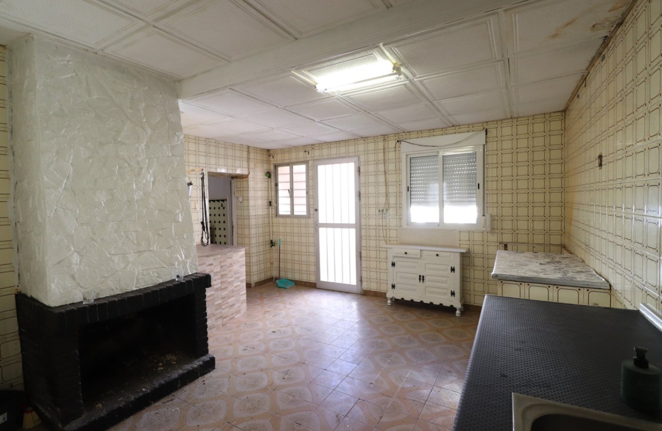 Resale - Villa -
Benijofar