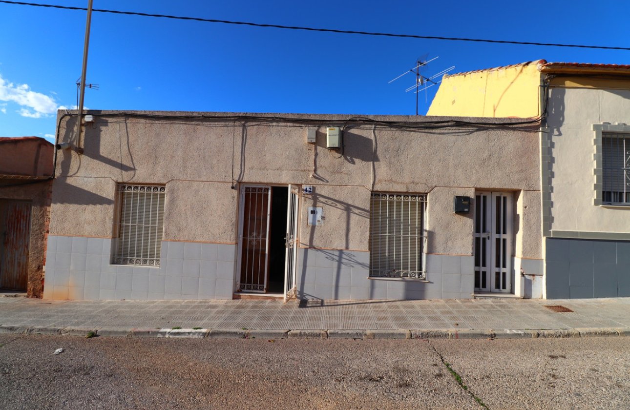 Resale - Villa -
Benijofar