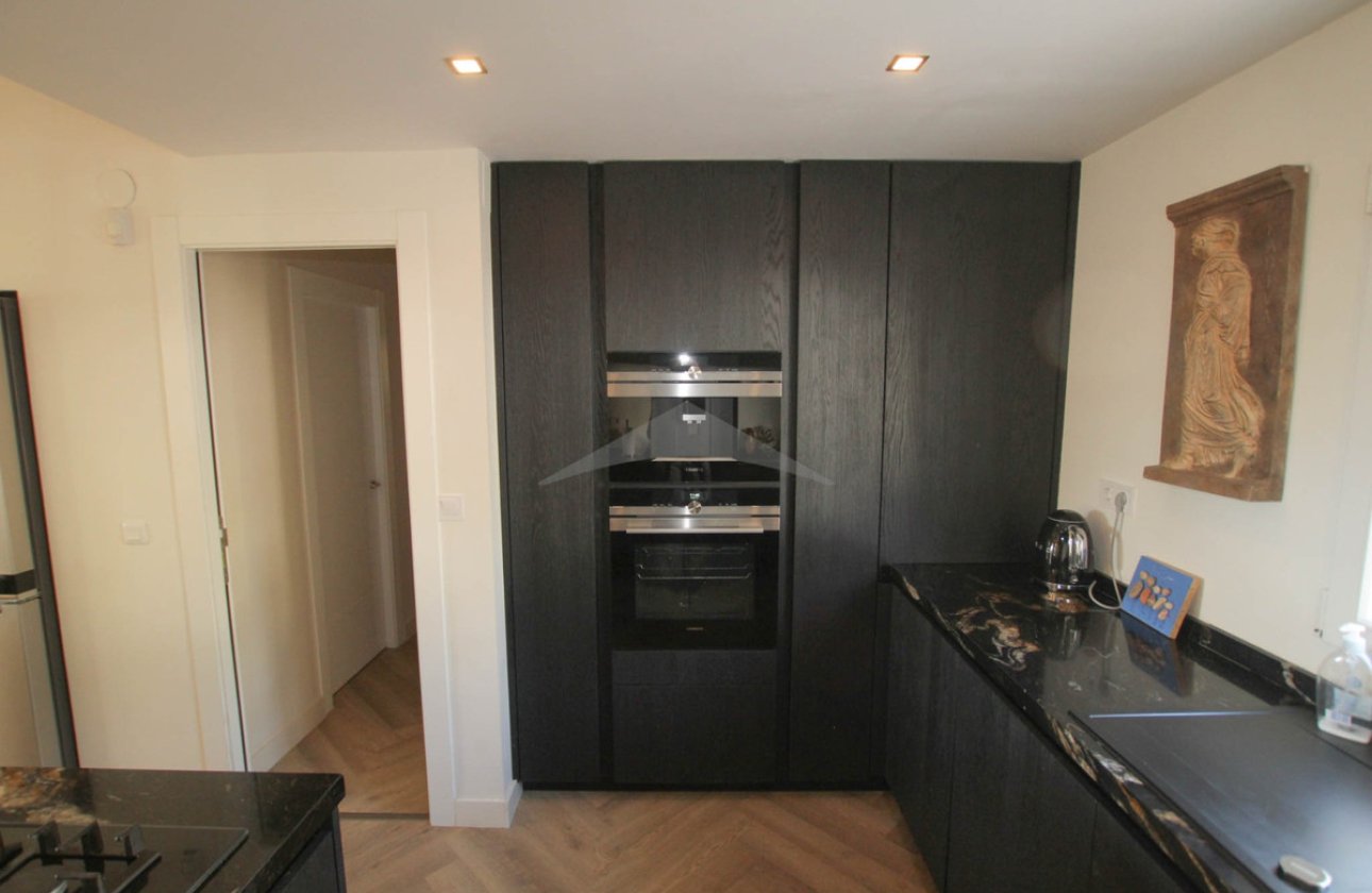 Resale - Villa -
Benissa - Benissa Centro