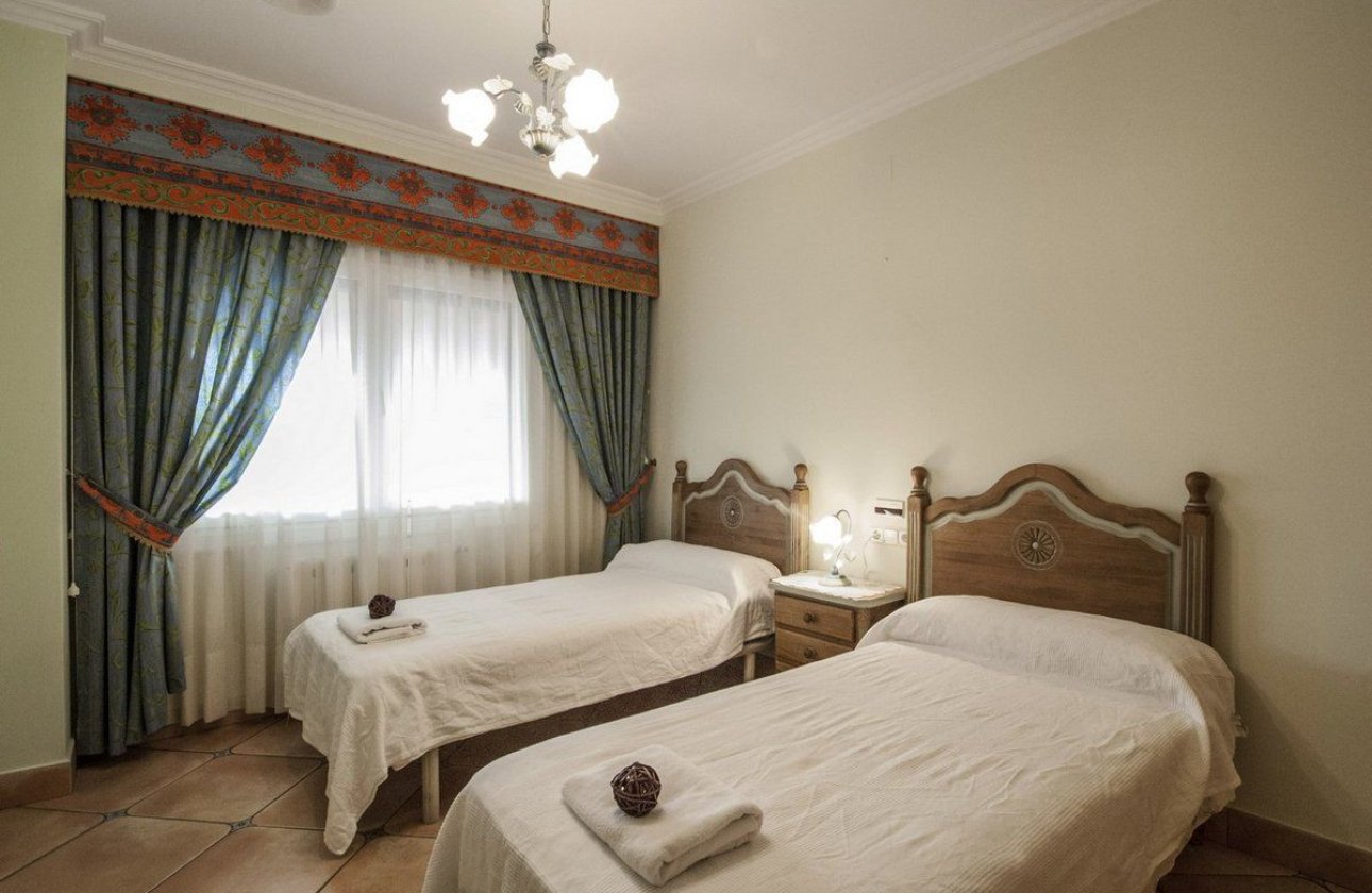 Resale - Villa -
Benissa - Benissa Centro