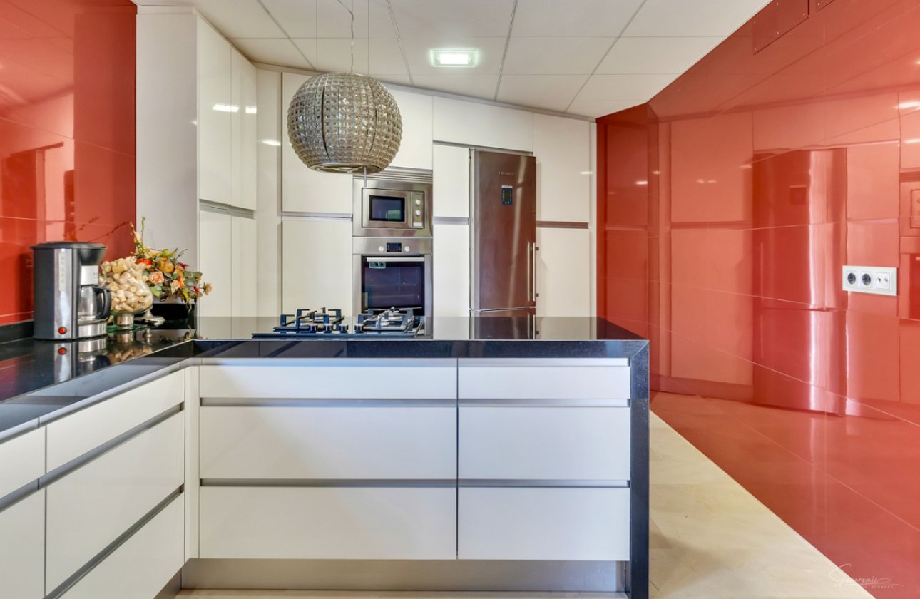 Resale - Villa -
Benissa - Benissa Centro