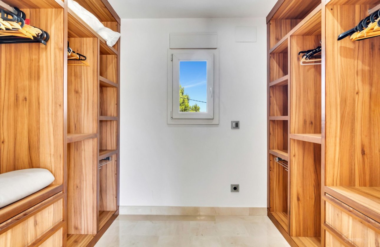 Resale - Villa -
Benissa - Benissa Centro