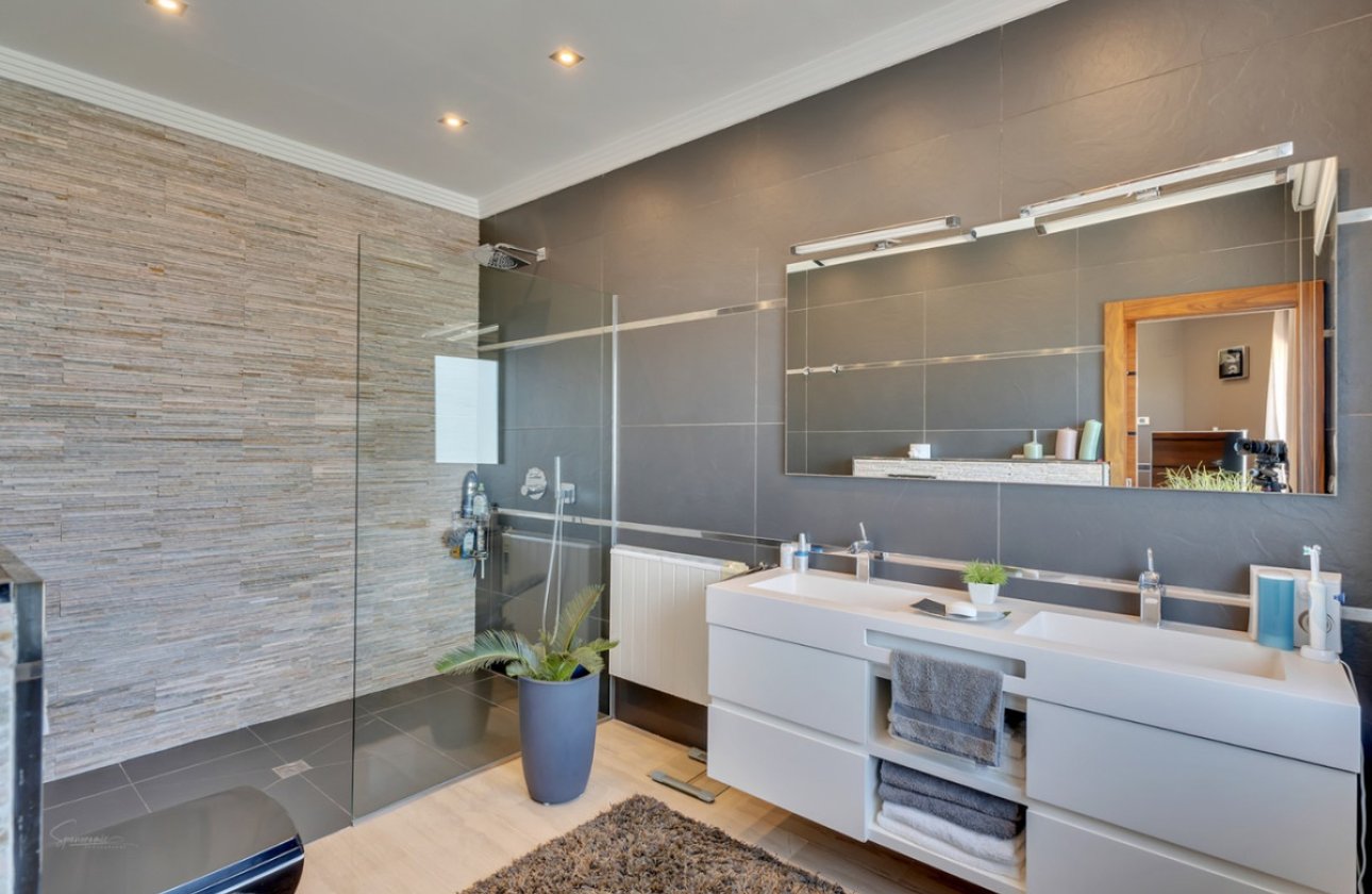 Resale - Villa -
Benissa - Benissa Centro