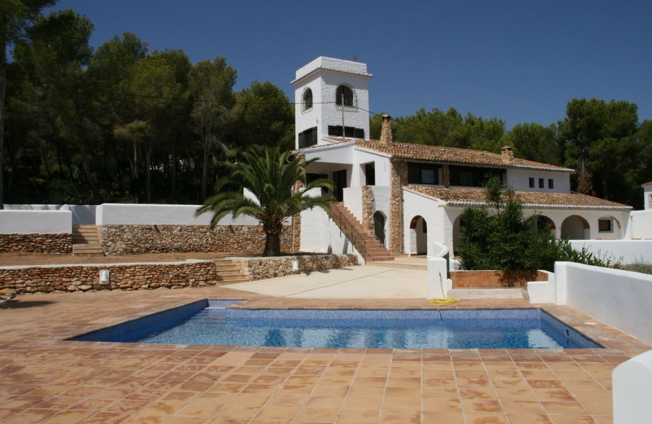 Resale - Villa -
Benissa - Benissa Coast