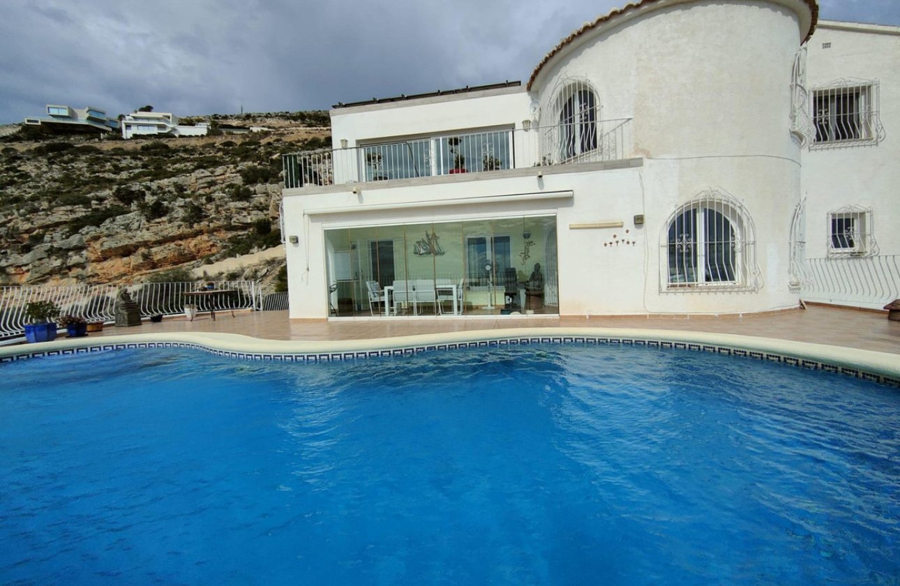 Resale - Villa -
Benitachell - Benitachell Centro