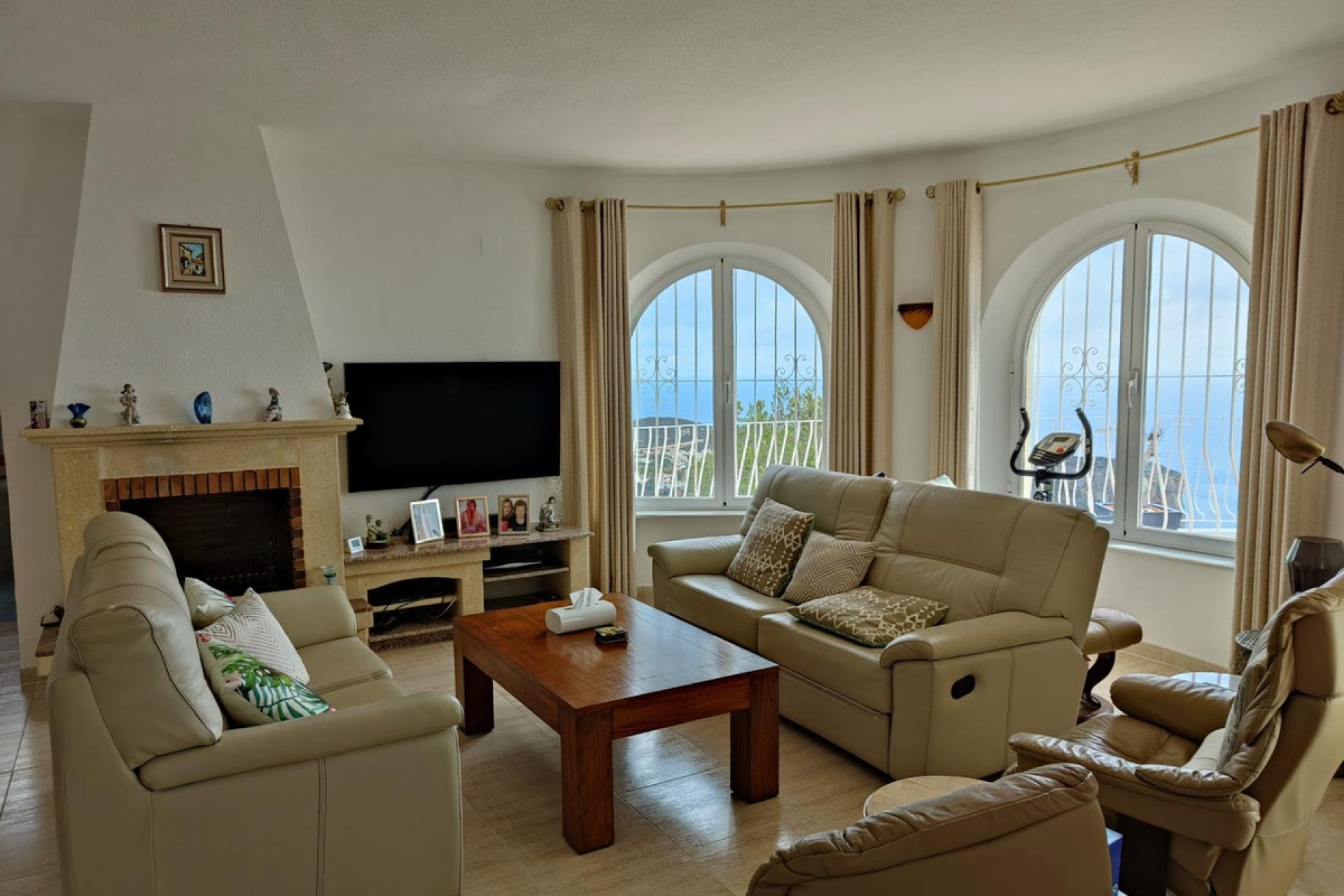 Resale - Villa -
Benitachell - Benitachell Centro