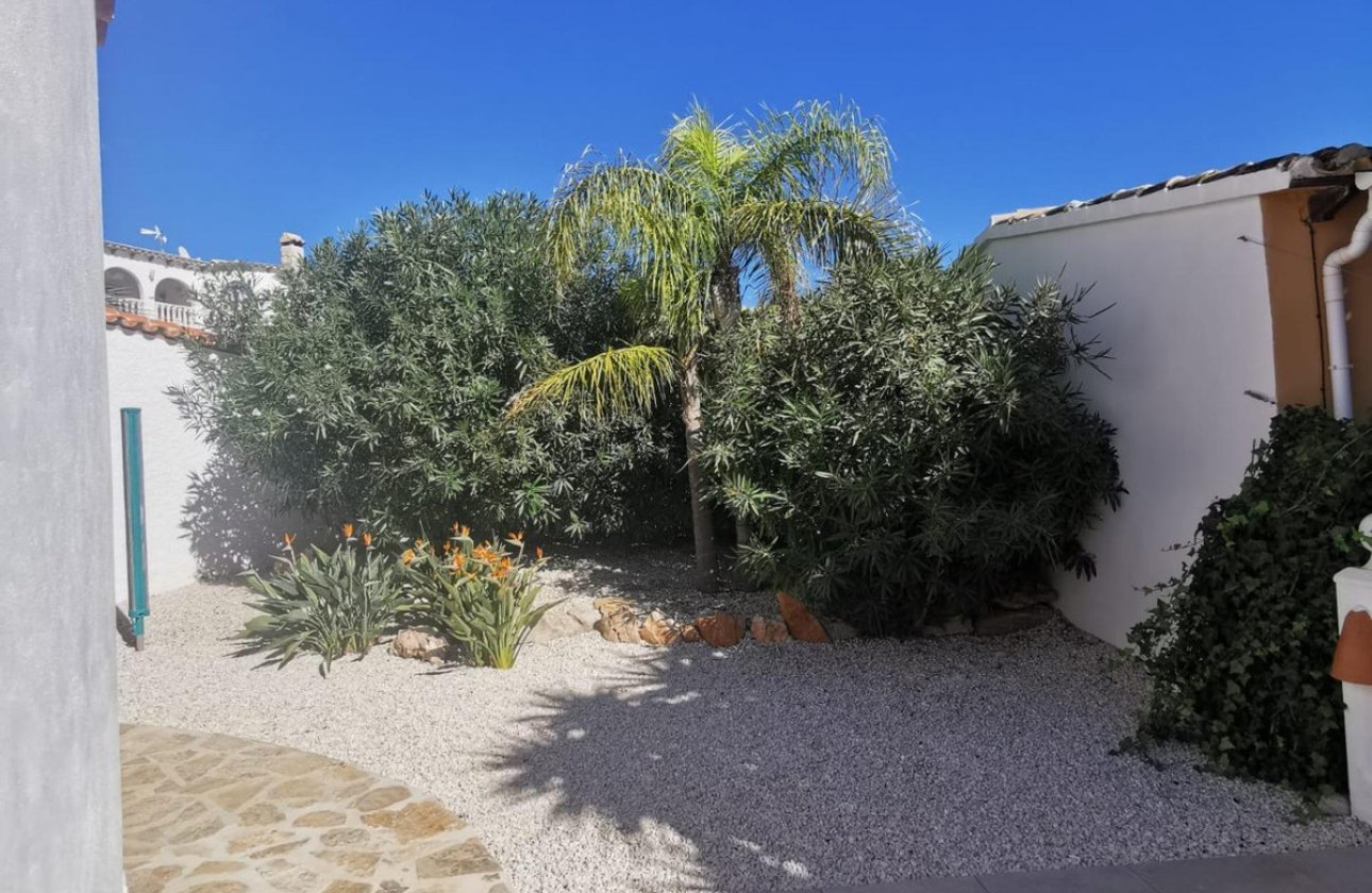 Resale - Villa -
Benitachell - Benitachell Centro