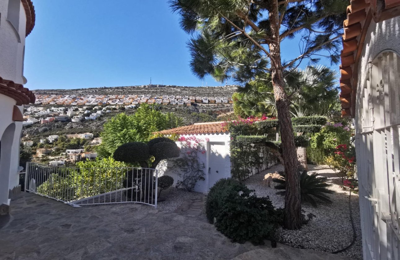 Resale - Villa -
Benitachell - Benitachell Centro