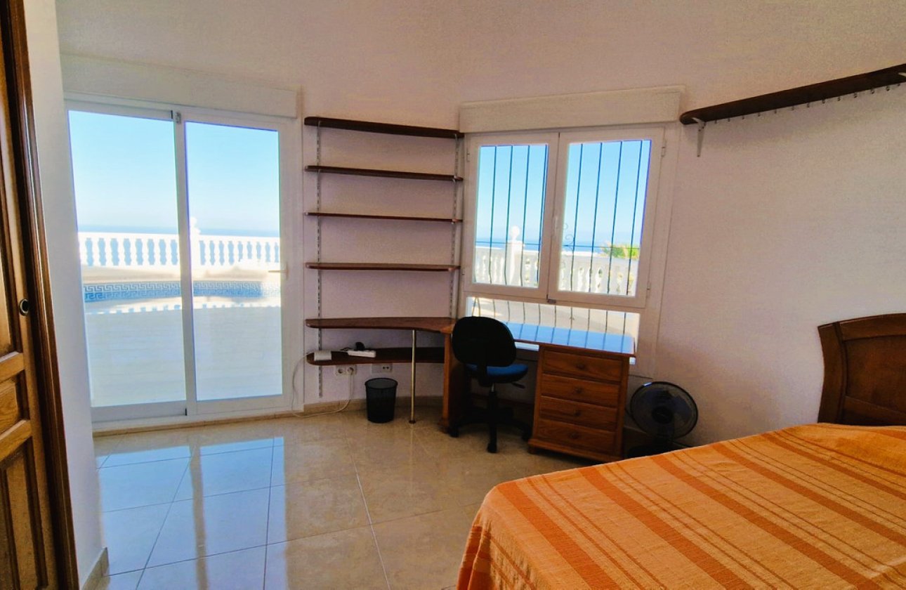 Resale - Villa -
Benitachell - Cumbre del Sol