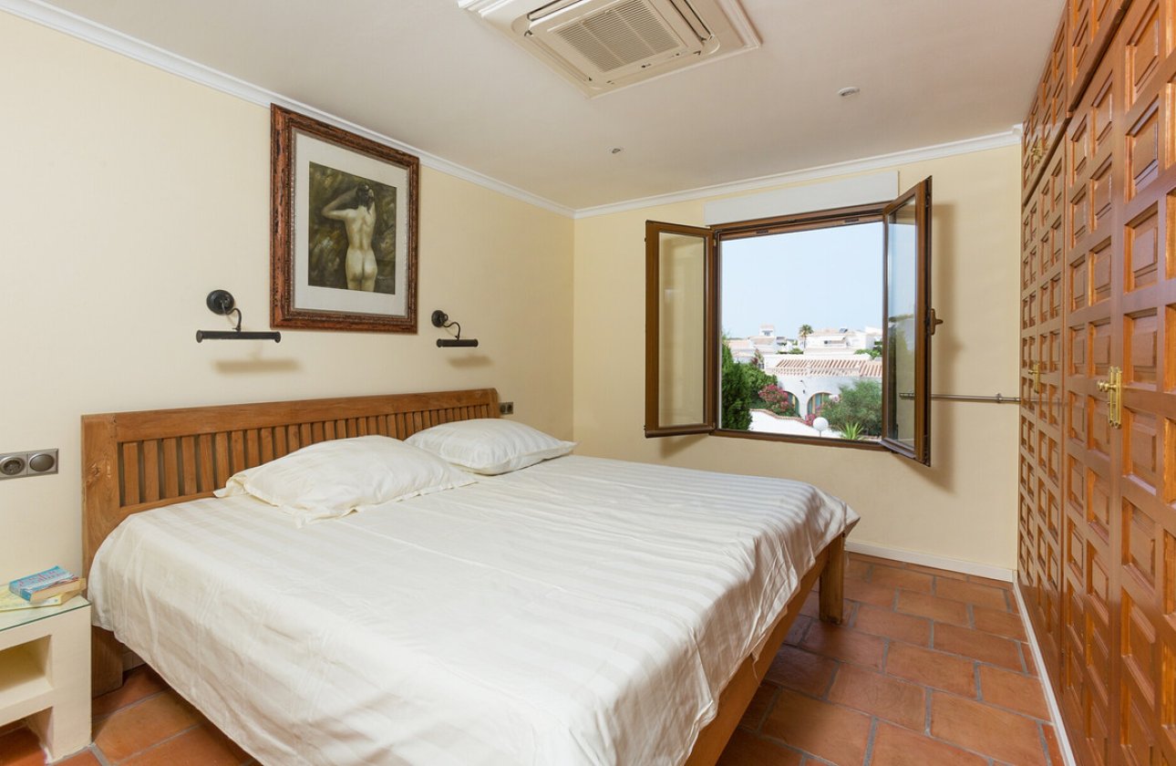 Resale - Villa -
Benitachell - Cumbre del Sol