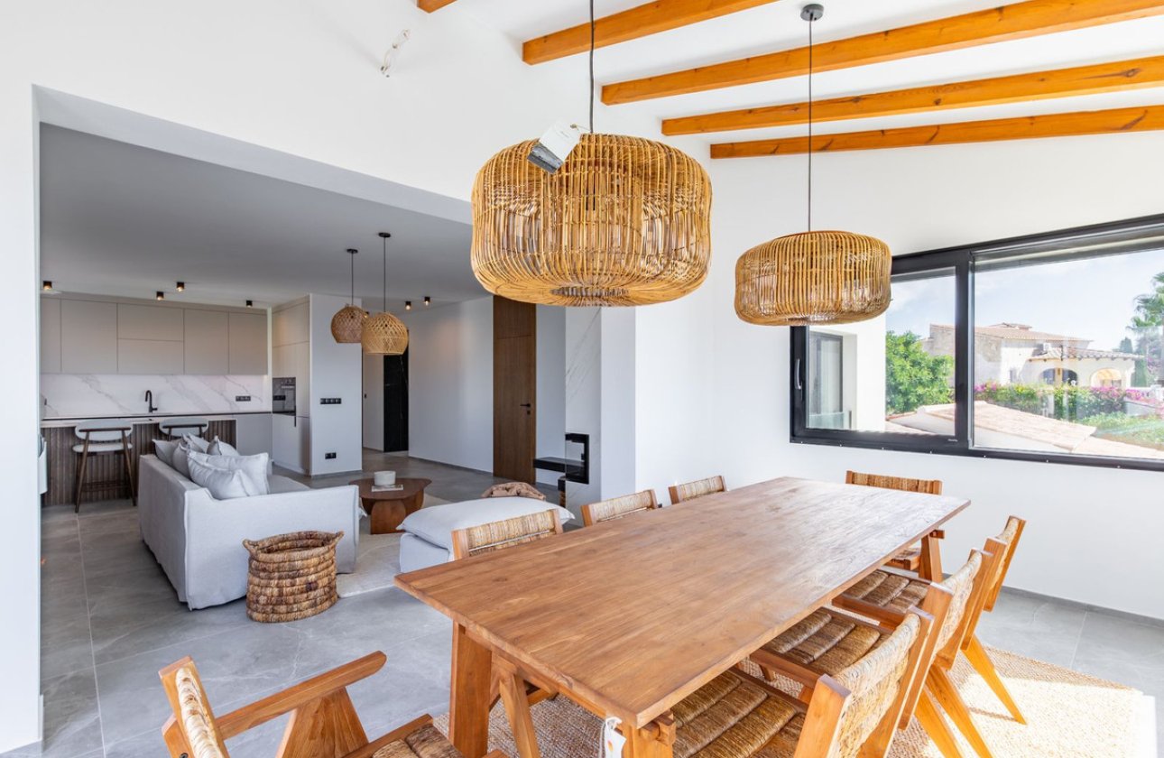 Resale - Villa -
Benitachell - Cumbre del Sol