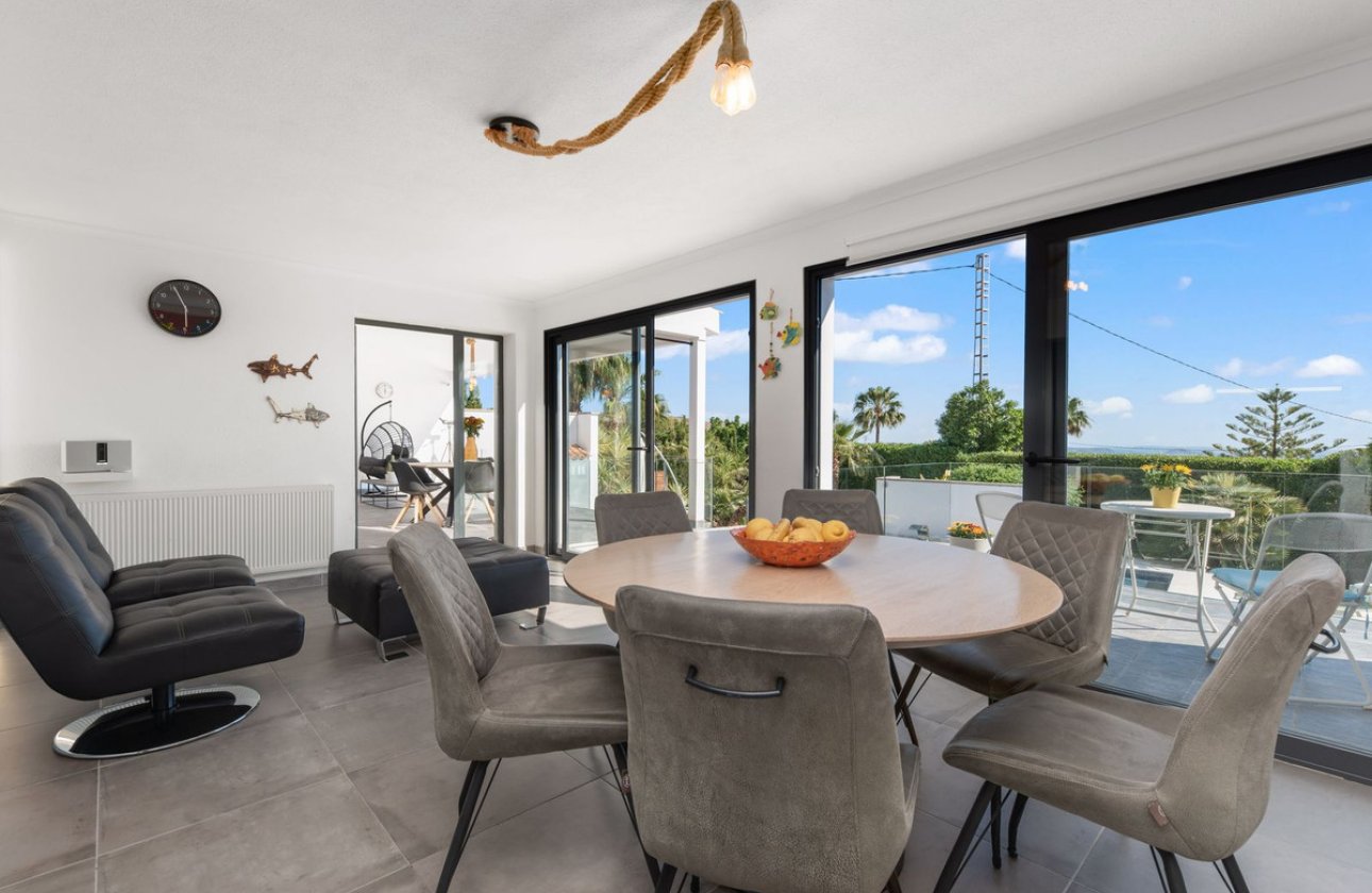 Resale - Villa -
Busot - Busot Centro