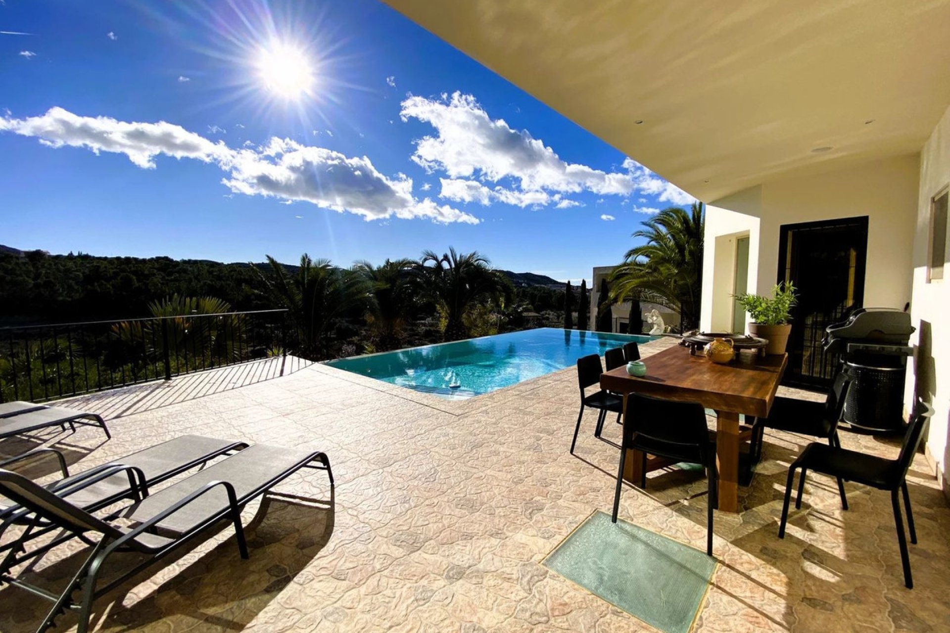 Resale - Villa -
Busot - Busot Centro