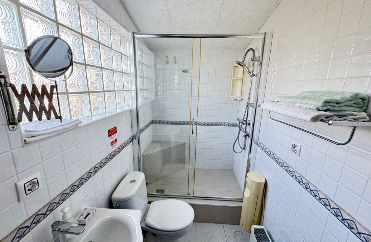 Resale - Villa -
Cabo Roig