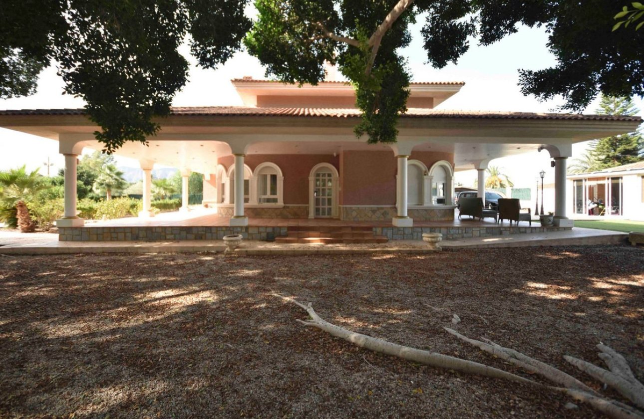 Resale - Villa -
Callosa De Segura - Callosa de Segura Centro