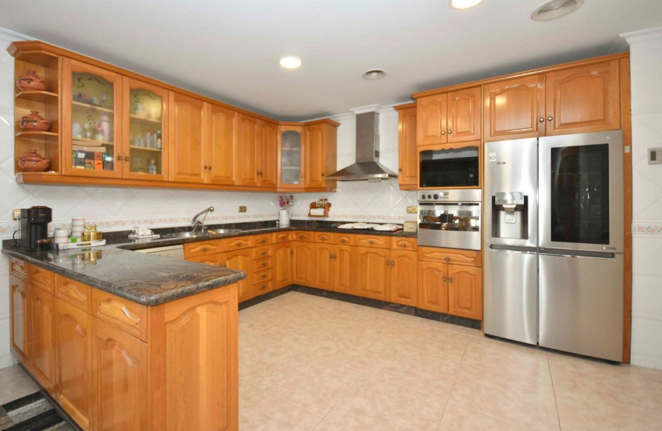 Resale - Villa -
Callosa De Segura - Callosa de Segura Centro