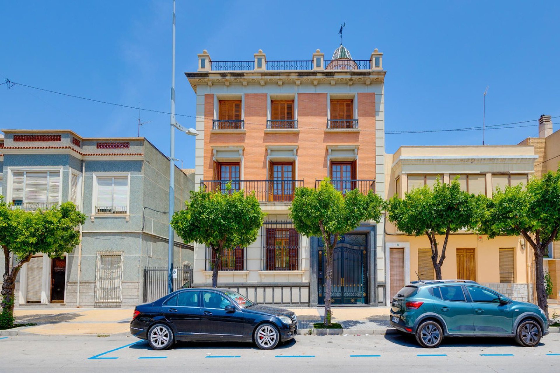 Resale - Villa -
Callosa De Segura - Callosa de Segura Centro