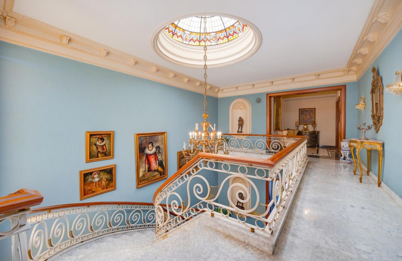 Resale - Villa -
Callosa De Segura - Callosa de Segura Centro