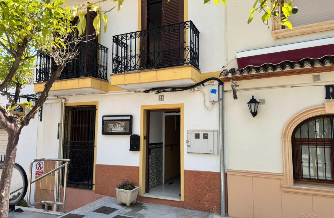 Resale - Villa -
Calpe - Calpe Centro