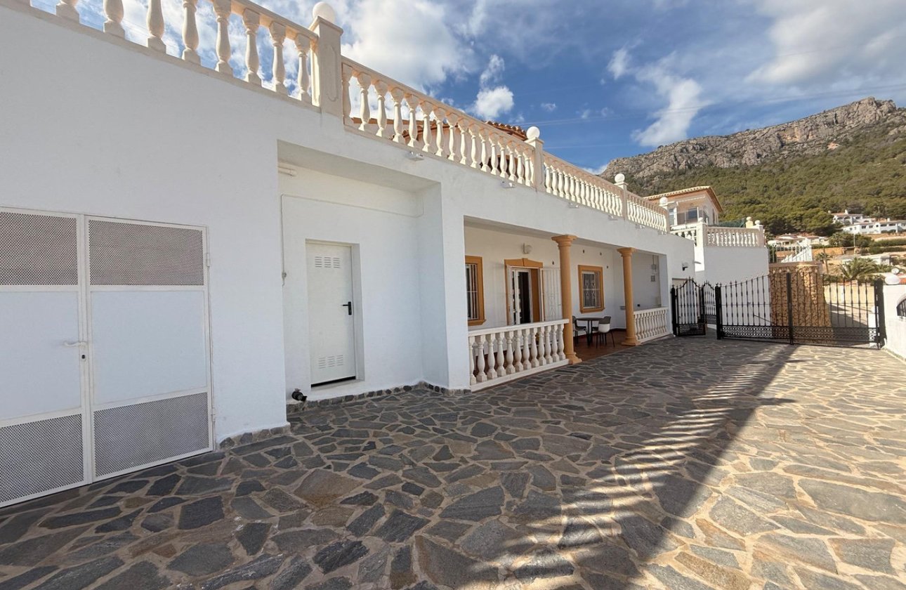 Resale - Villa -
Calpe - Calpe Centro