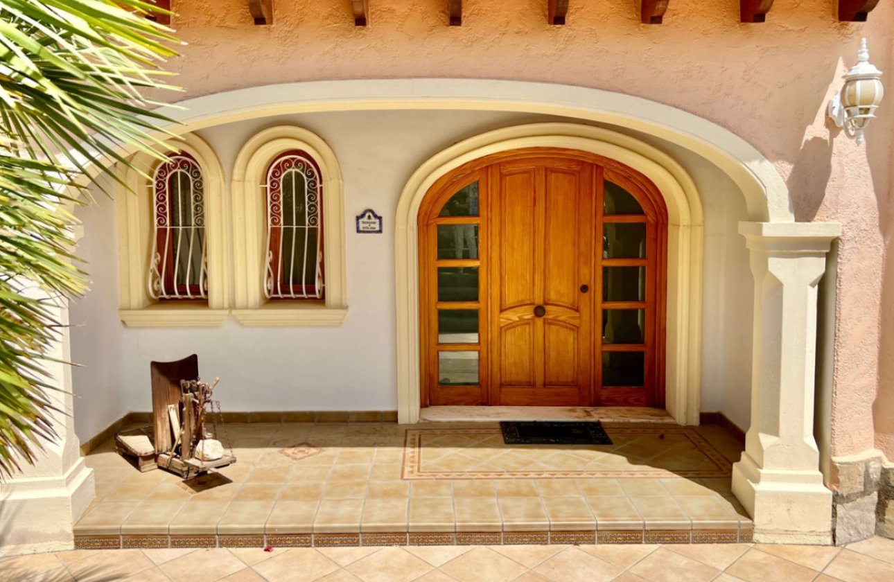 Resale - Villa -
Calpe - Calpe Centro