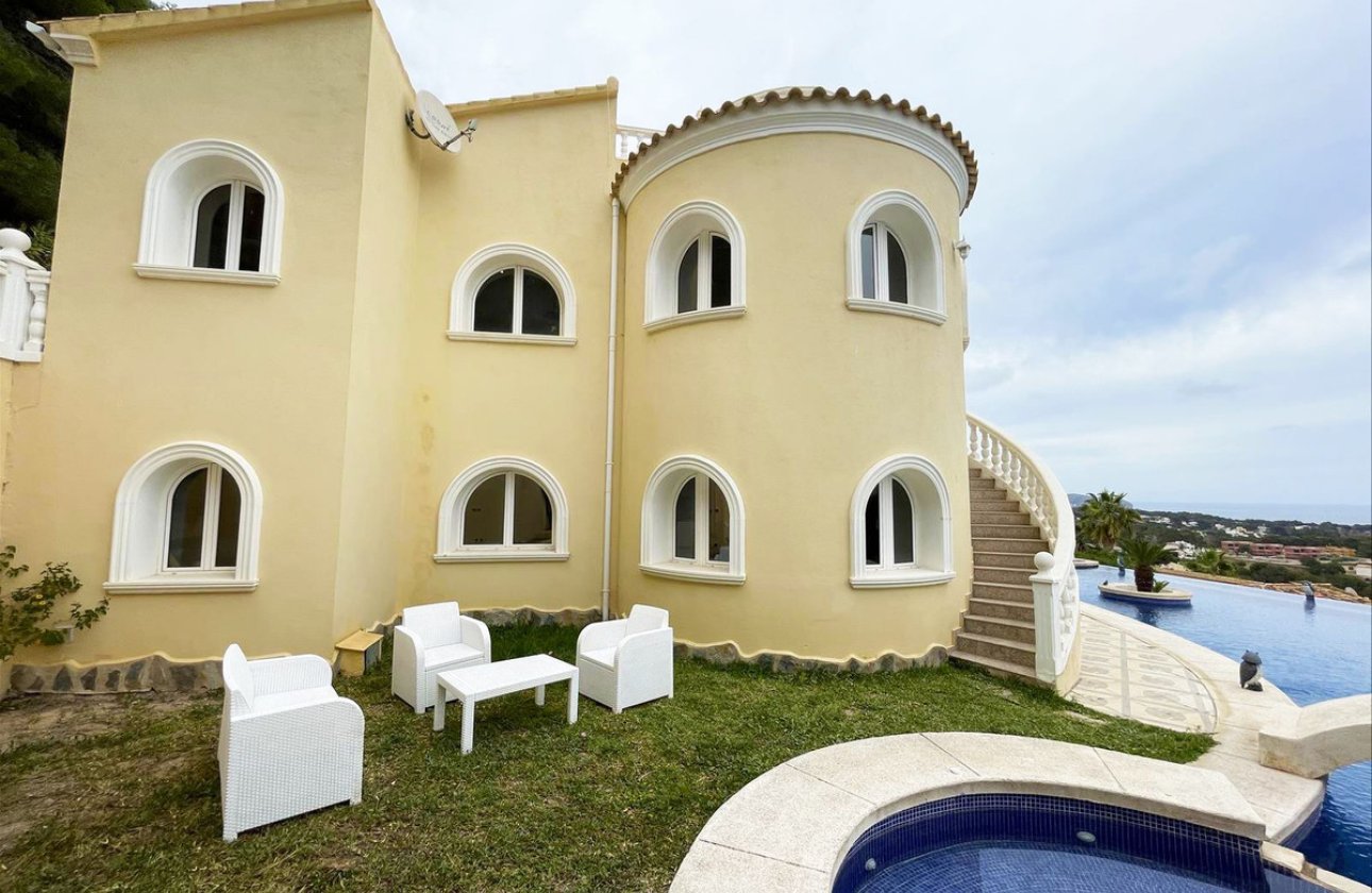 Resale - Villa -
Calpe - Calpe Centro