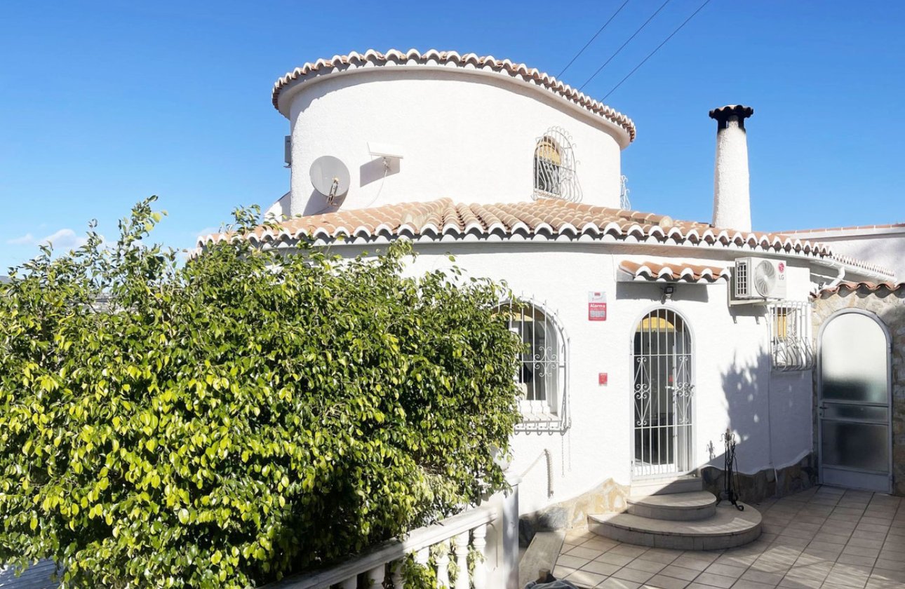 Resale - Villa -
Calpe - Calpe Centro