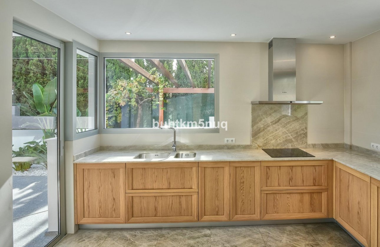 Resale - Villa -
Calpe - la Canuta