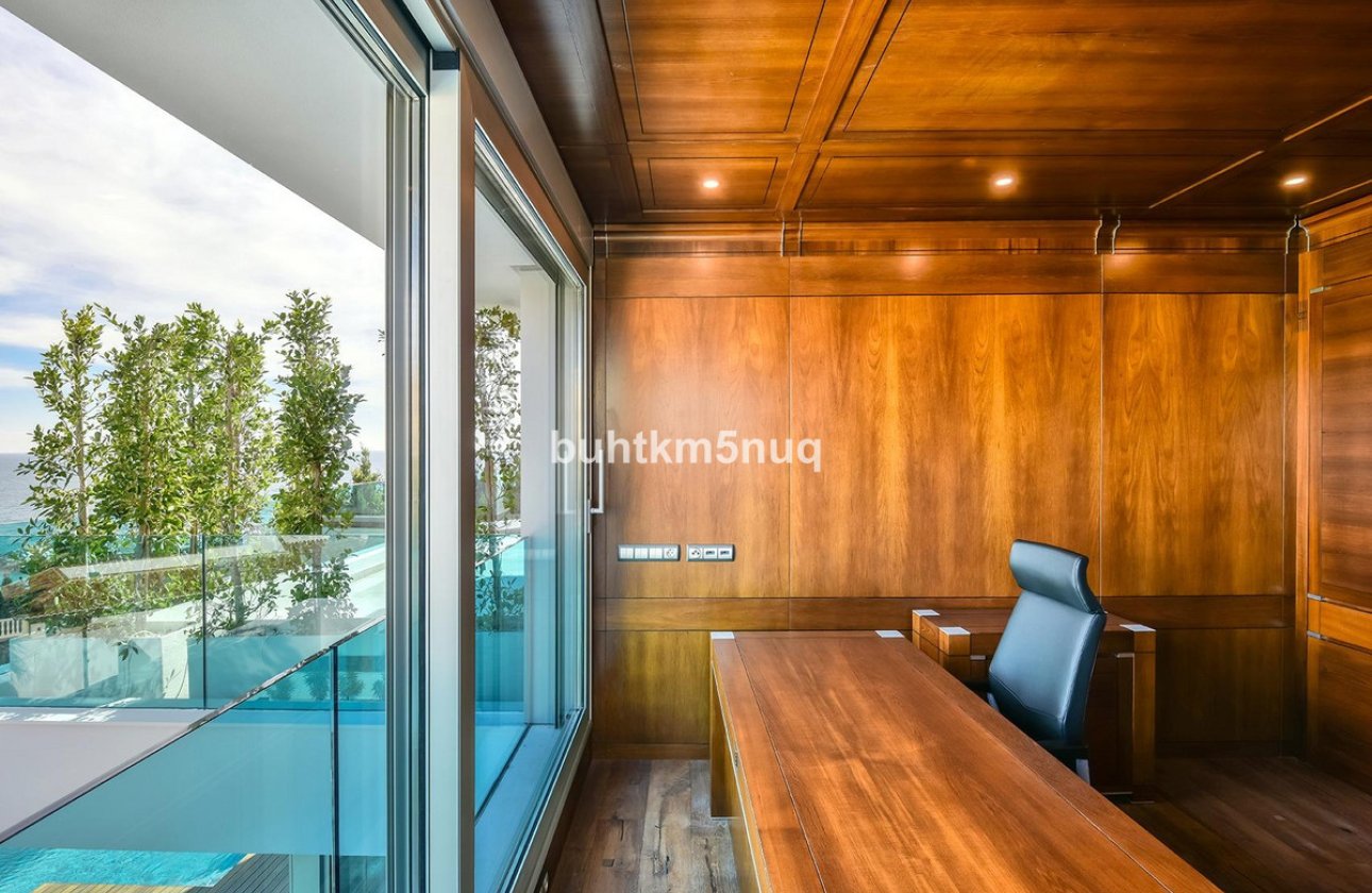 Resale - Villa -
Calpe - la Canuta