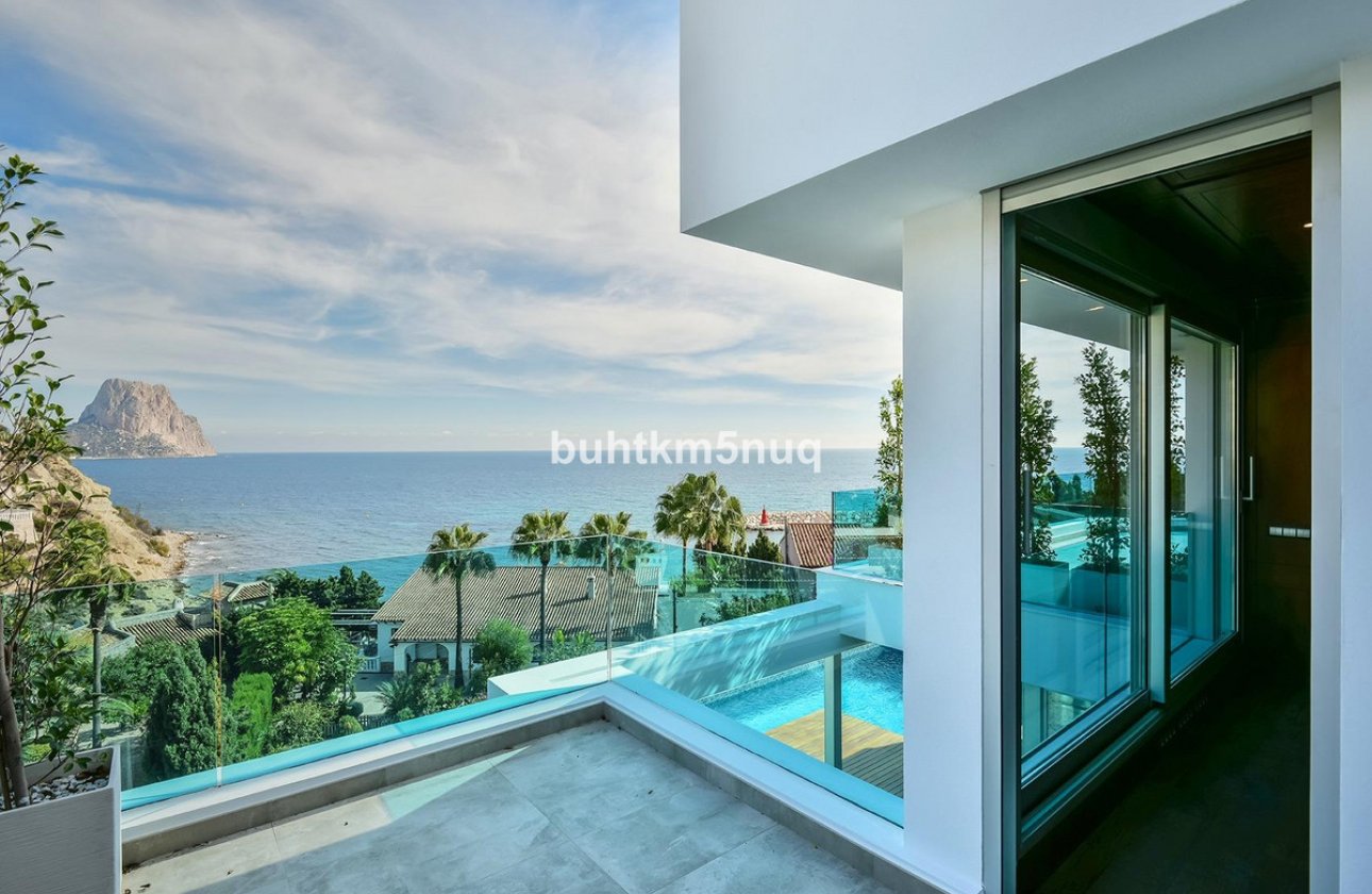 Resale - Villa -
Calpe - la Canuta