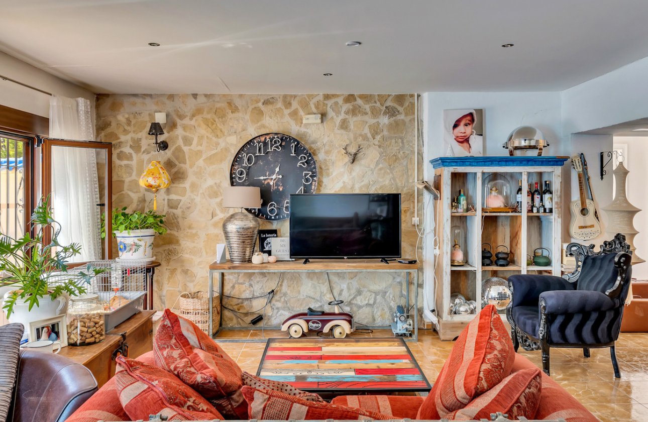 Resale - Villa -
Castell de Castells