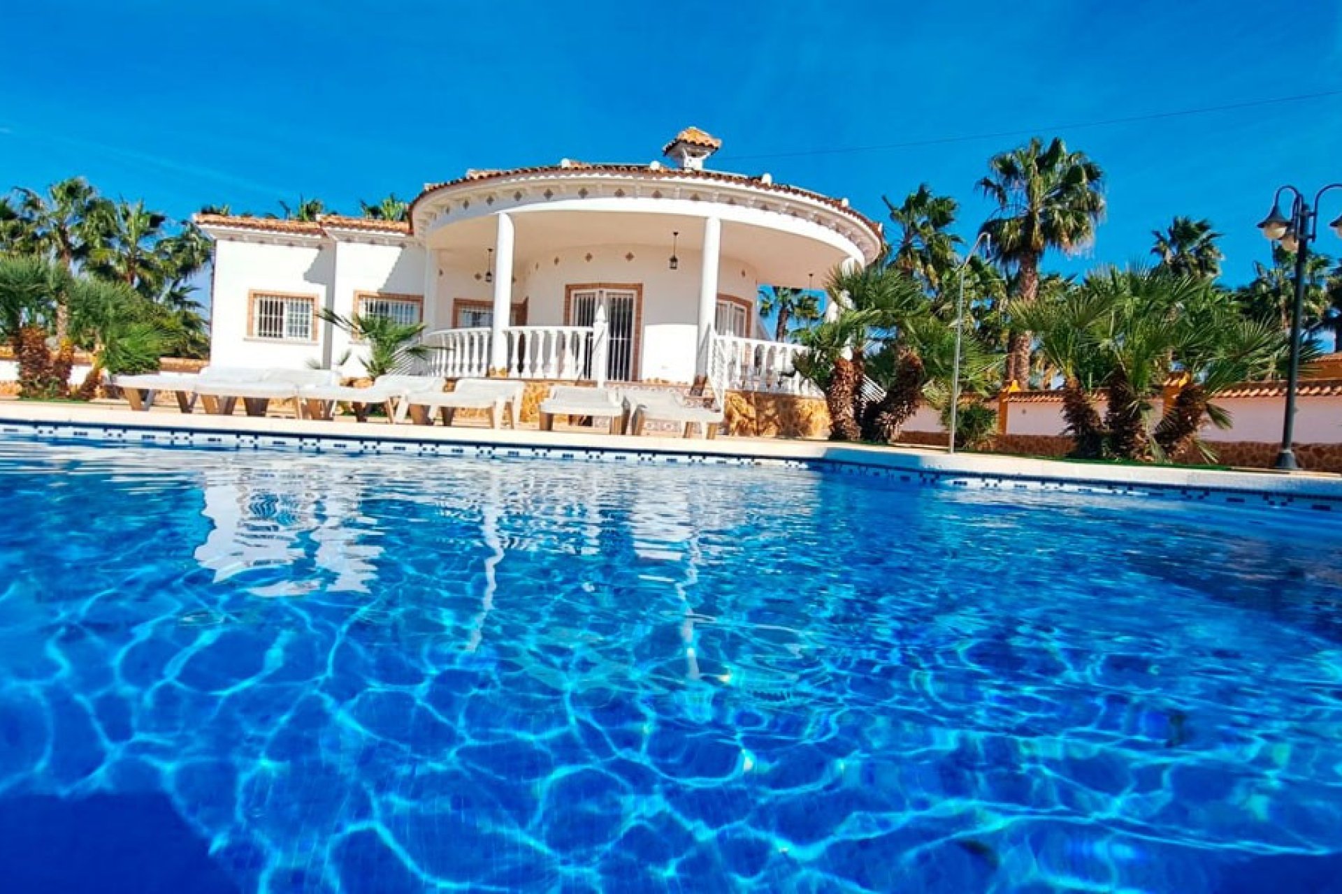 Resale - Villa -
Catral - Catral Centro