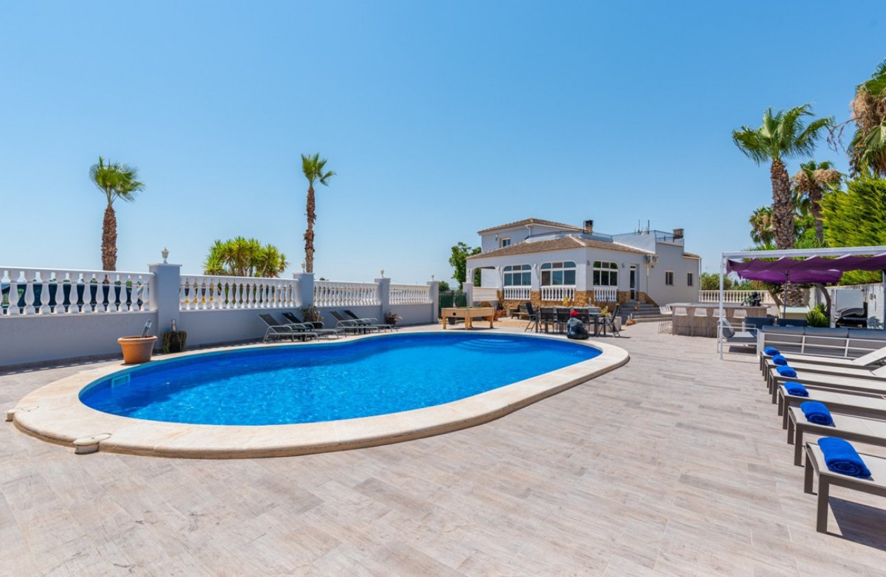 Resale - Villa -
Catral - Catral Centro