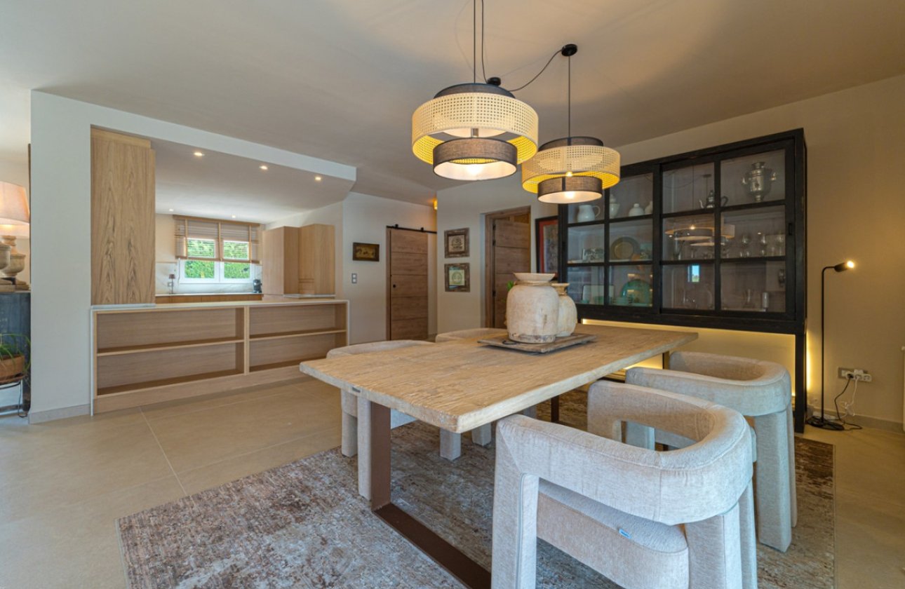 Resale - Villa -
Denia - Denia Centro