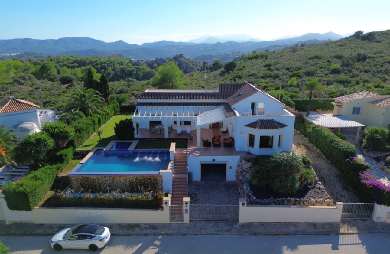 Resale - Villa -
Denia - Denia Centro