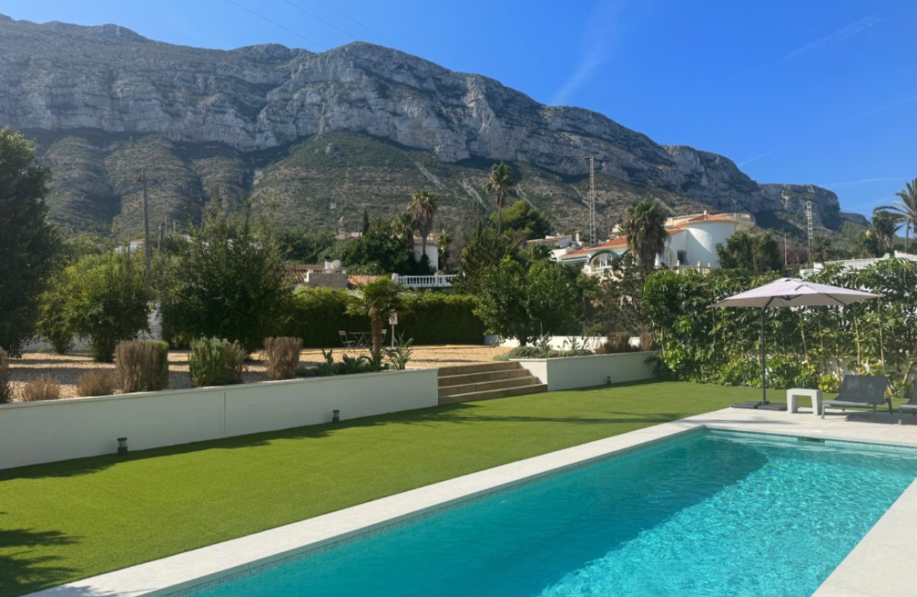 Resale - Villa -
Denia - Denia Centro