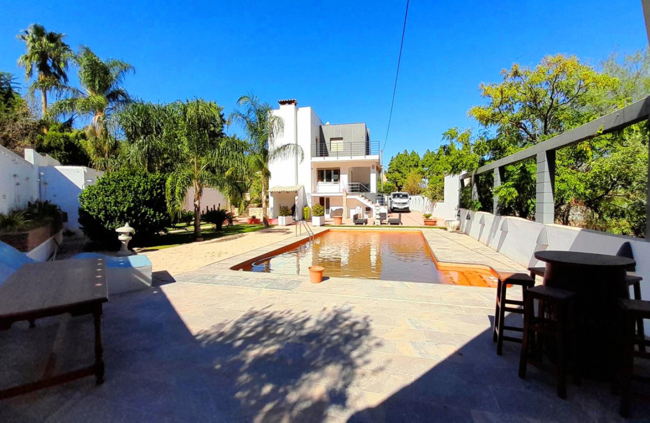 Resale - Villa -
Denia - Denia Centro